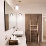 Heaven's Hill Apartment *