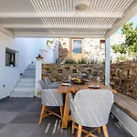 Heaven's Hill Apartment *