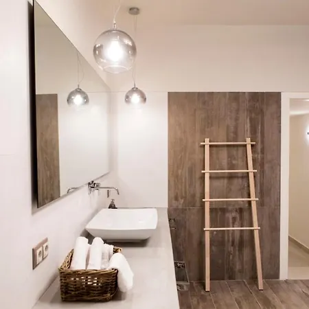 Heaven's Hill Apartment *